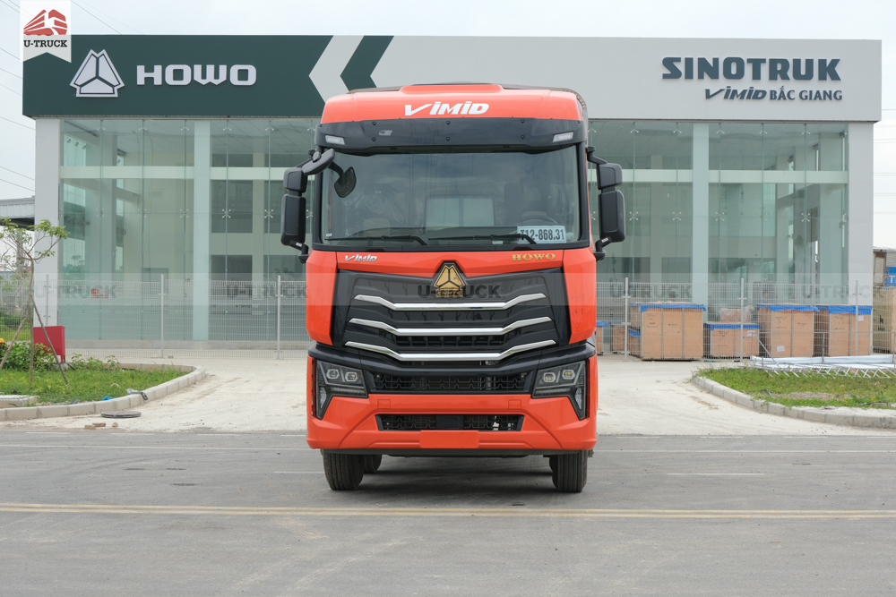 Xe Tải HOWO MAX 350 8x4 Khung mui Nhập Khẩu 9M7