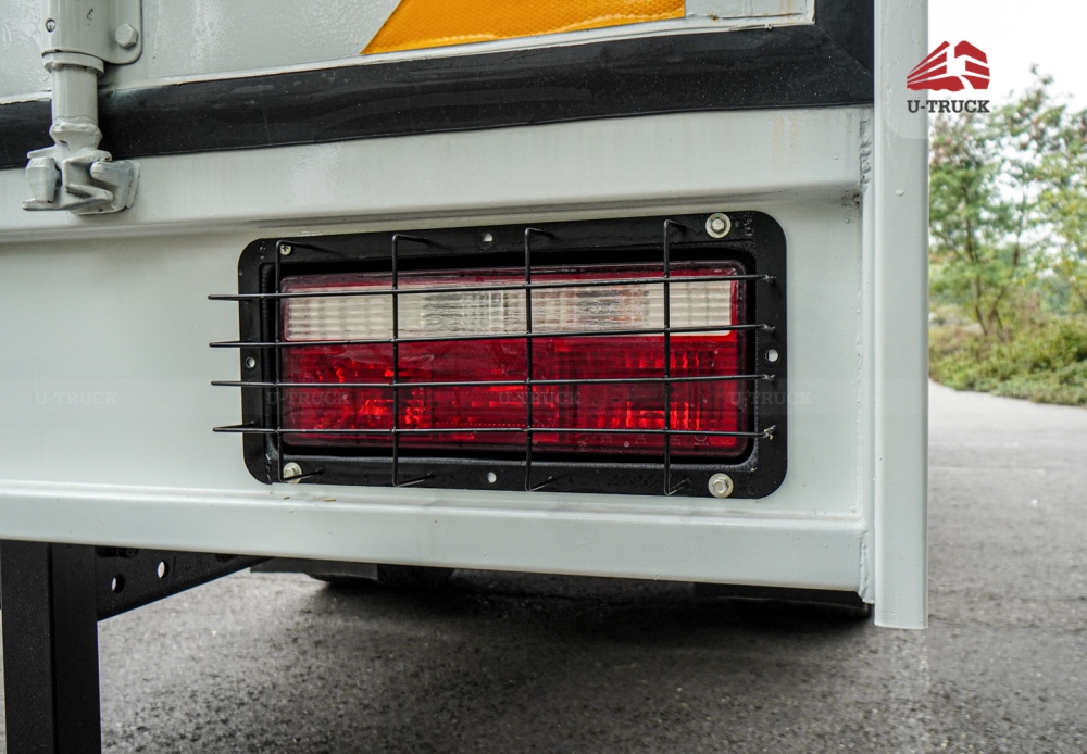 Xe tải JAC A5 4X2 thùng công nhập khẩu 1CH 10M