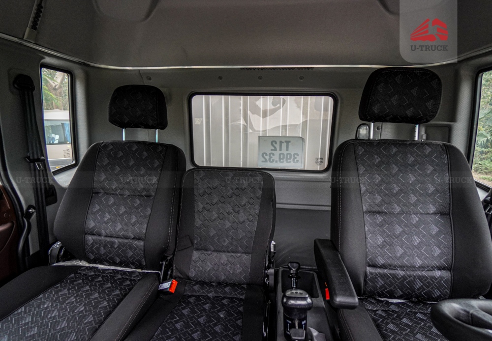 Xe tải JAC A5 4X2 thùng công nhập khẩu 1CH 10M