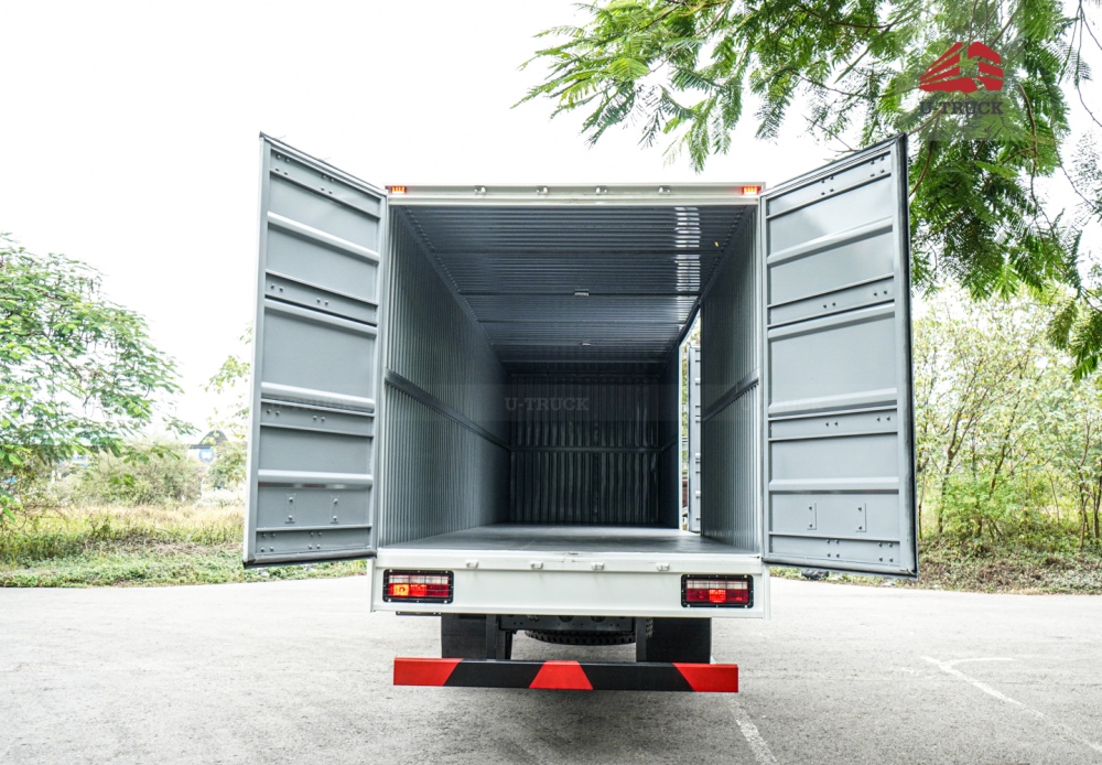 Xe tải JAC A5 4X2 thùng công nhập khẩu 1CH 10M