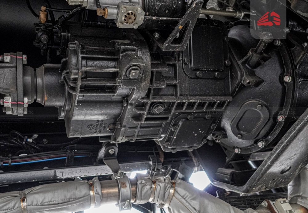 Xe tải JAC A5 4X2 thùng công nhập khẩu 1CH 10M