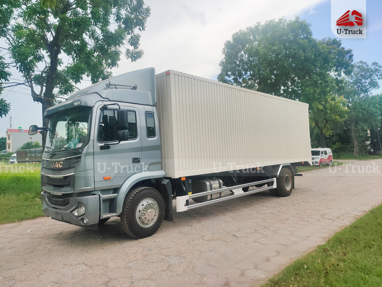 Xe tải JAC A5 4×2 thùng công 3CH 8m2