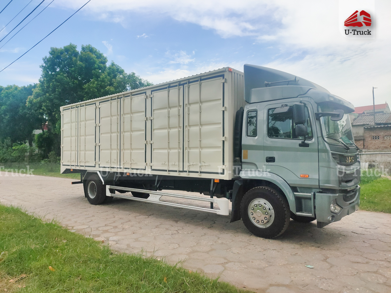 Xe tải JAC A5 4×2 thùng công 3CH 8m2