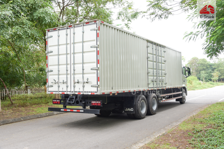 Xe tải JAC A5 6×2 thùng công Nhập Khẩu 1CH 9m7