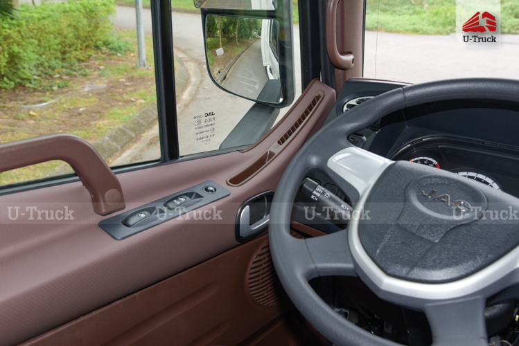 Xe tải JAC A5 6×2 thùng công Nhập Khẩu 1CH 9m7