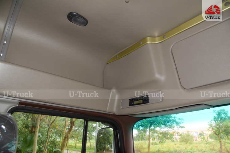 Xe tải JAC A5 6×2 thùng công Nhập Khẩu 1CH 9m7