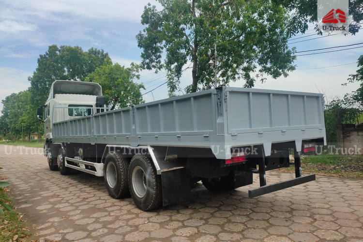 Xe tải JAC A5 8×4 thùng lửng 9m7