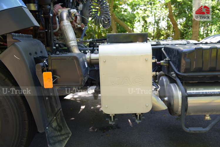 Xe ben HOWO VX350 6×4 thùng đúc