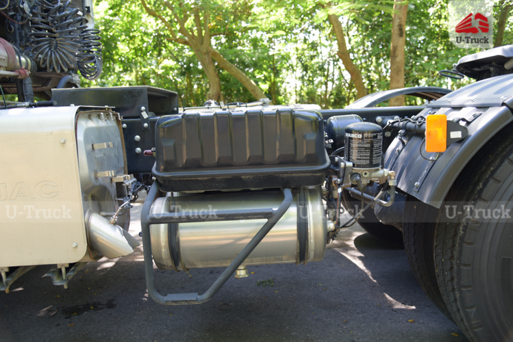 Xe ben HOWO VX350 6×4 thùng đúc