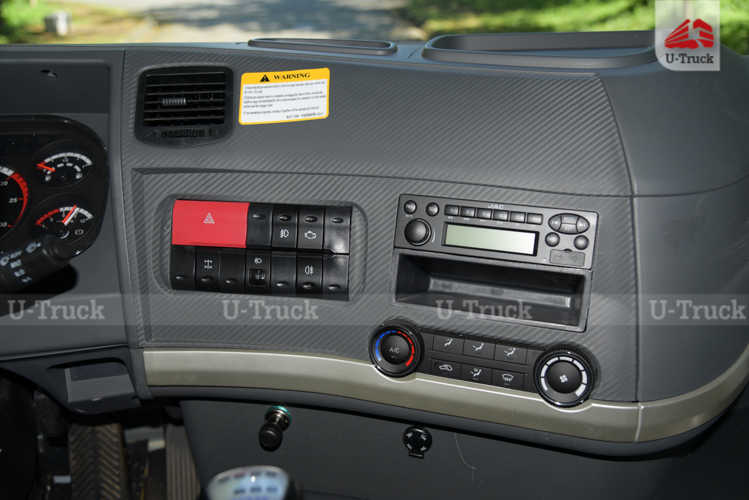 Xe ben HOWO VX350 6×4 thùng đúc