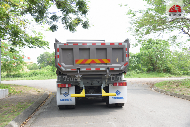 Xe ben HOWO VX350 6×4 thùng đúc