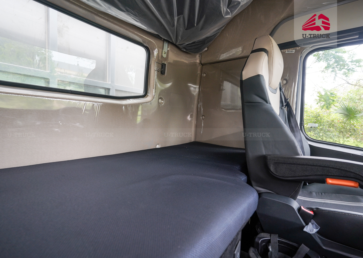 Xe Tải TH7 10×4 Khung Mui Nhập Khẩu 9M7