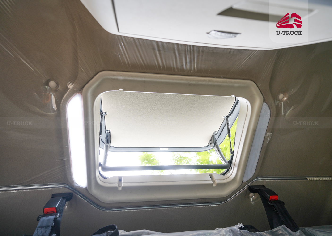 Xe Tải TH7 10×4 Khung Mui Nhập Khẩu 9M7