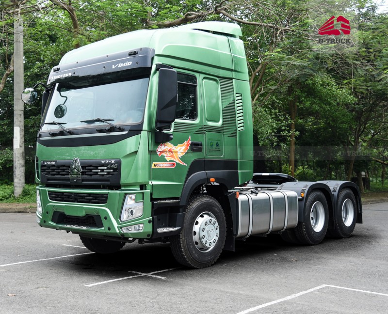 Xe đầu kéo HOWO V7X 440 cầu láp