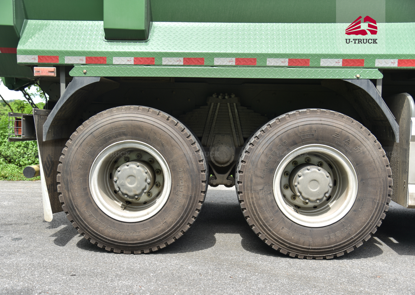 Xe Tải tự đổ NX 400 thùng đúc cao 910mm