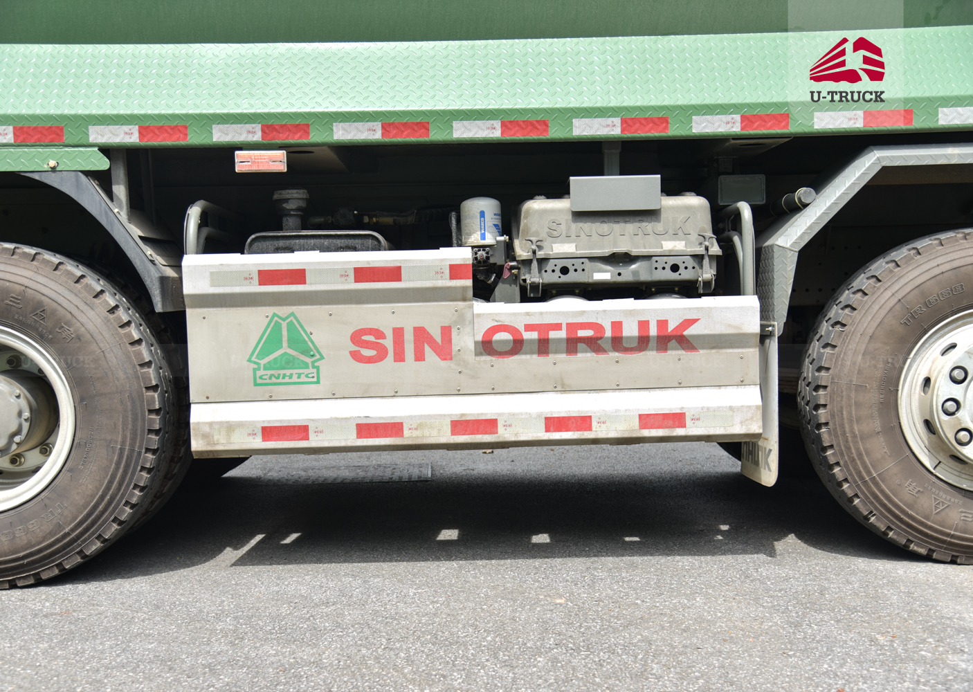 Xe Tải tự đổ NX 400 thùng đúc cao 910mm