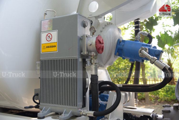 Xe trộn bê tông HOWO H3 130 5m3