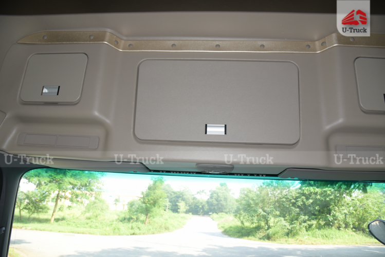 Xe đầu kéo JAC A5 480 cầu láp lốp 12R22.5