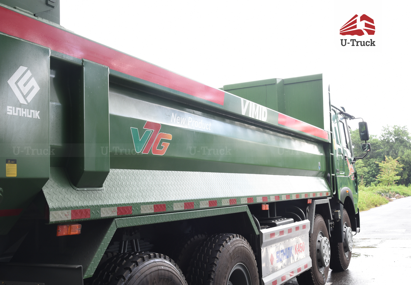 Xe ben HOWO V7G 8×4 thùng đúc