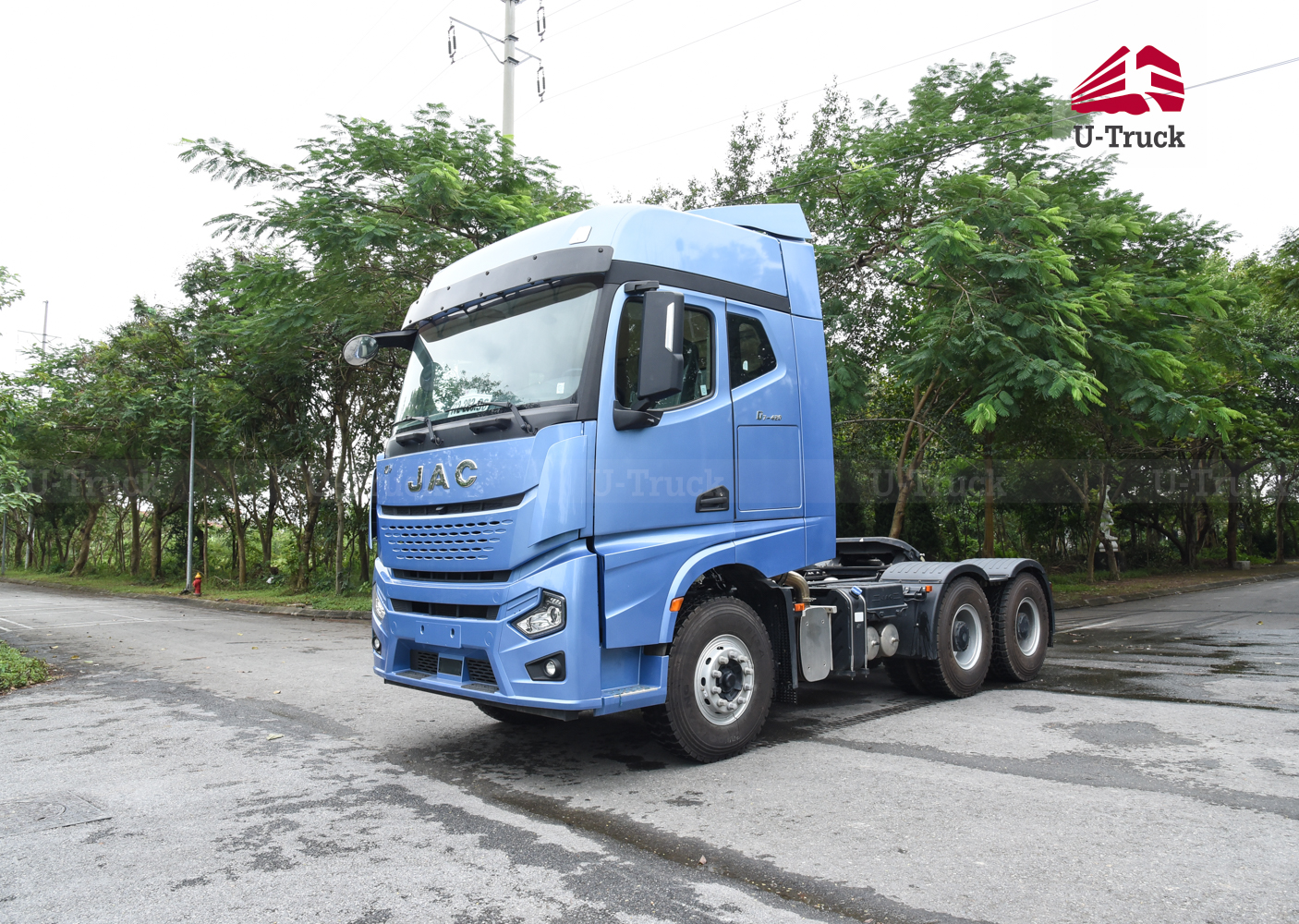 Xe đầu kéo JAC Q7 420 cầu dầu