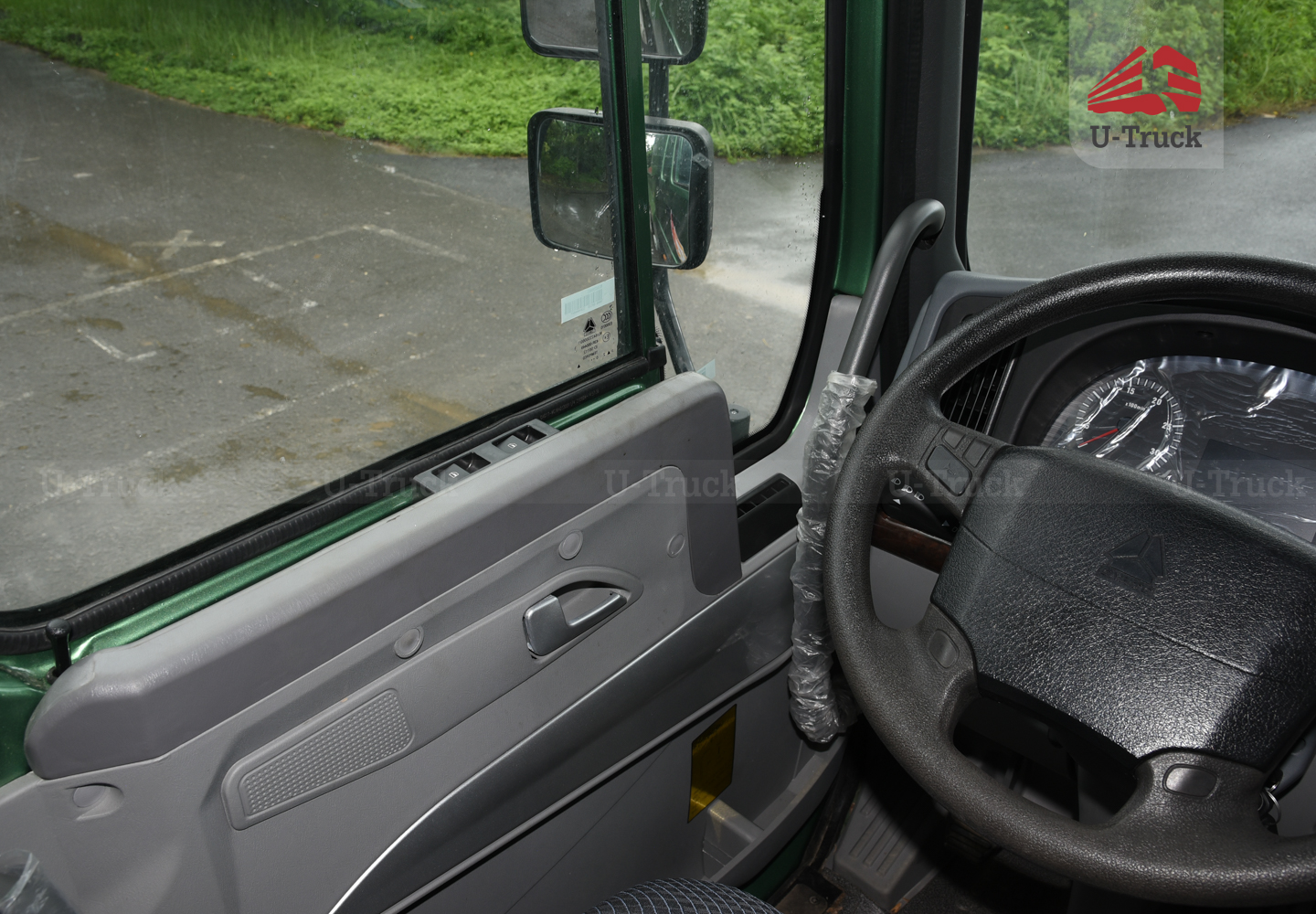 Xe ben HOWO V7G 8×4 thùng đúc