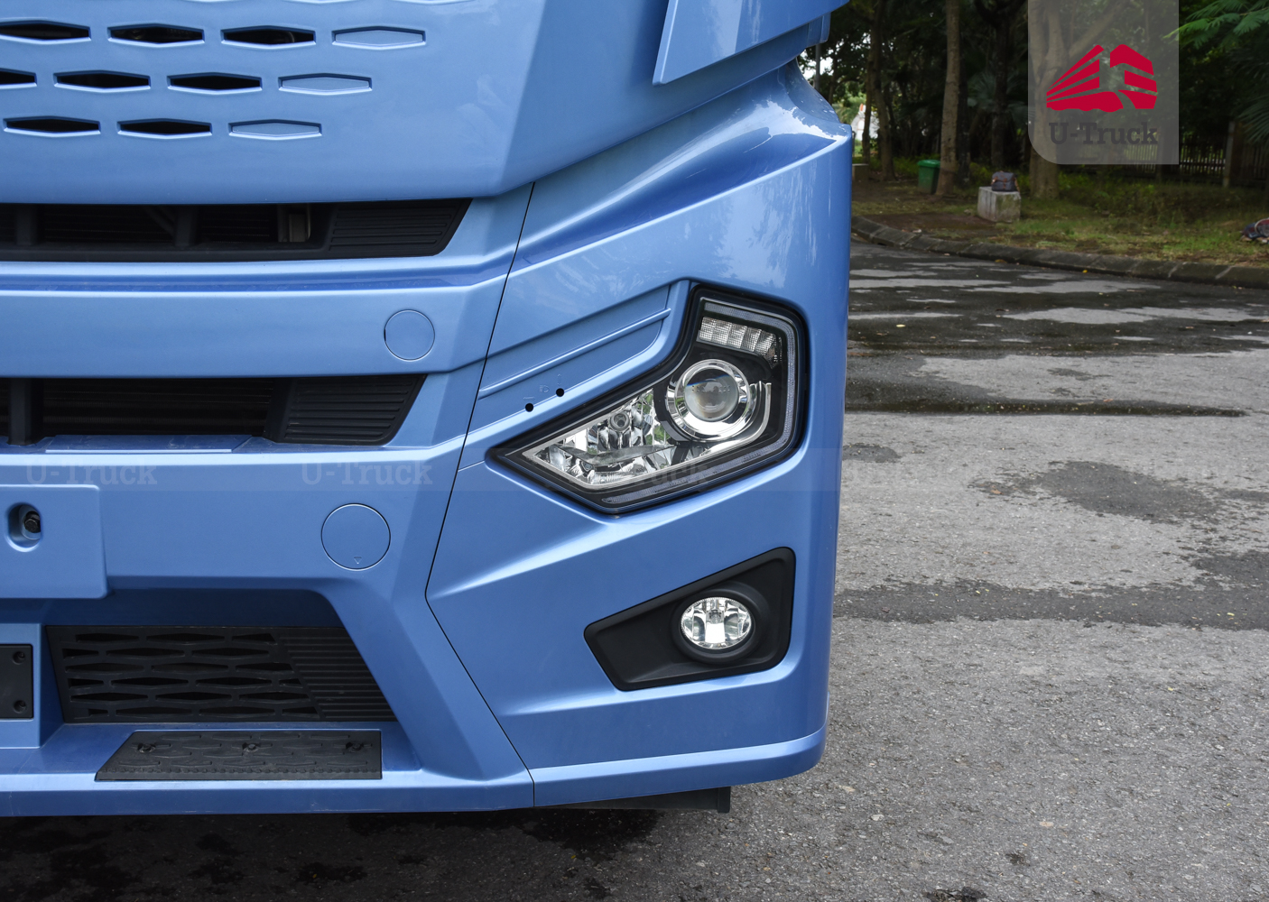 Xe đầu kéo JAC Q7 420 cầu dầu