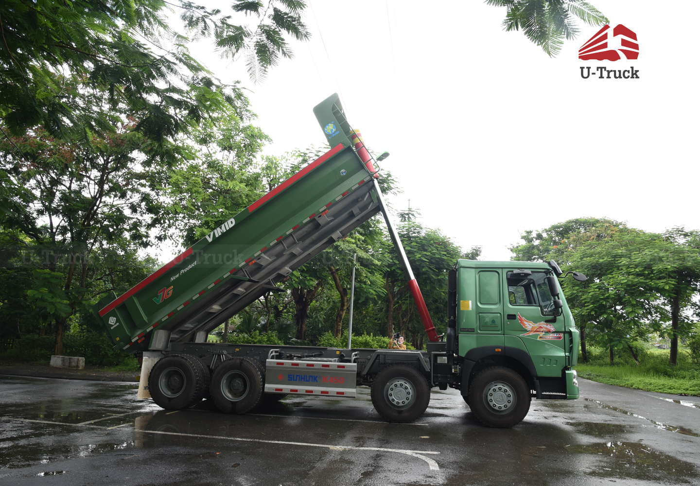 Xe ben HOWO V7G 8×4 thùng đúc