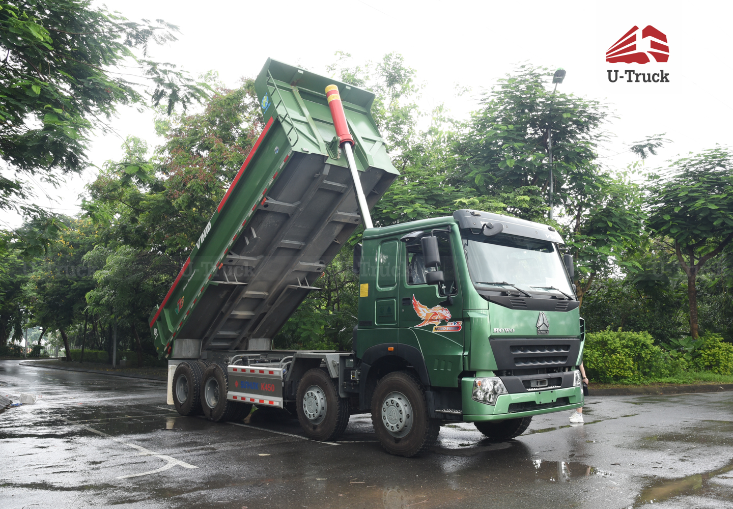 Xe ben HOWO V7G 8×4 thùng đúc