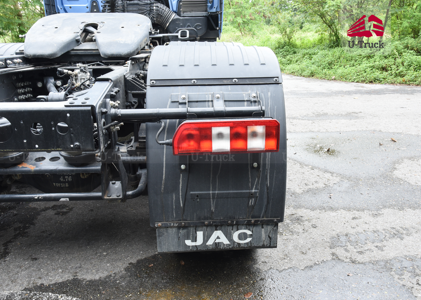 Xe đầu kéo JAC Q7 420 cầu dầu