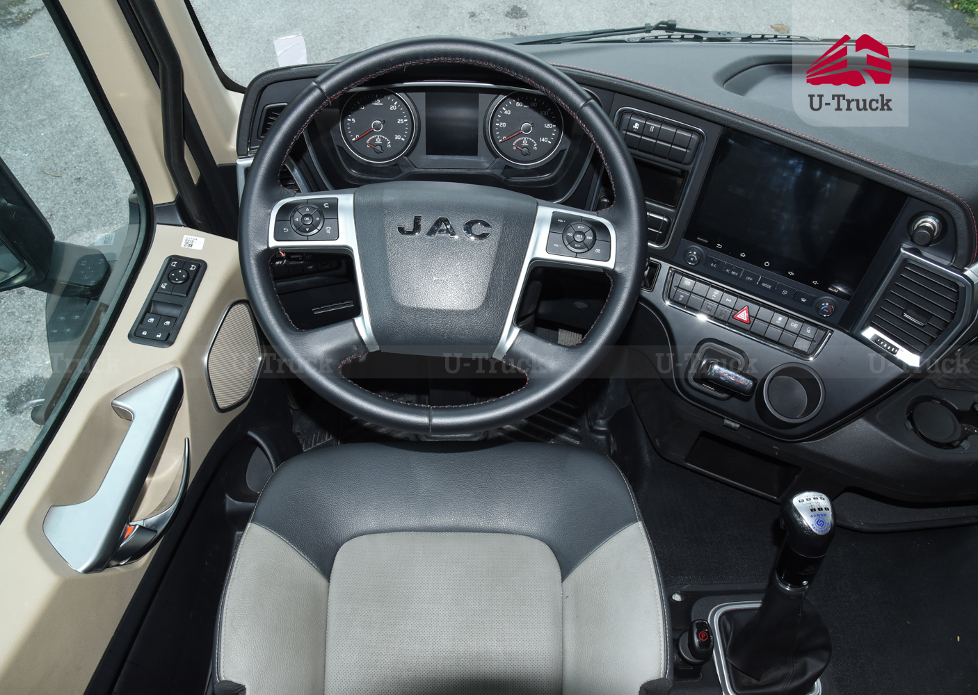 Xe đầu kéo JAC Q7 420 cầu dầu