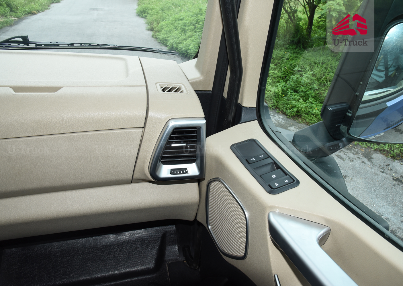 Xe đầu kéo JAC Q7 420 cầu dầu