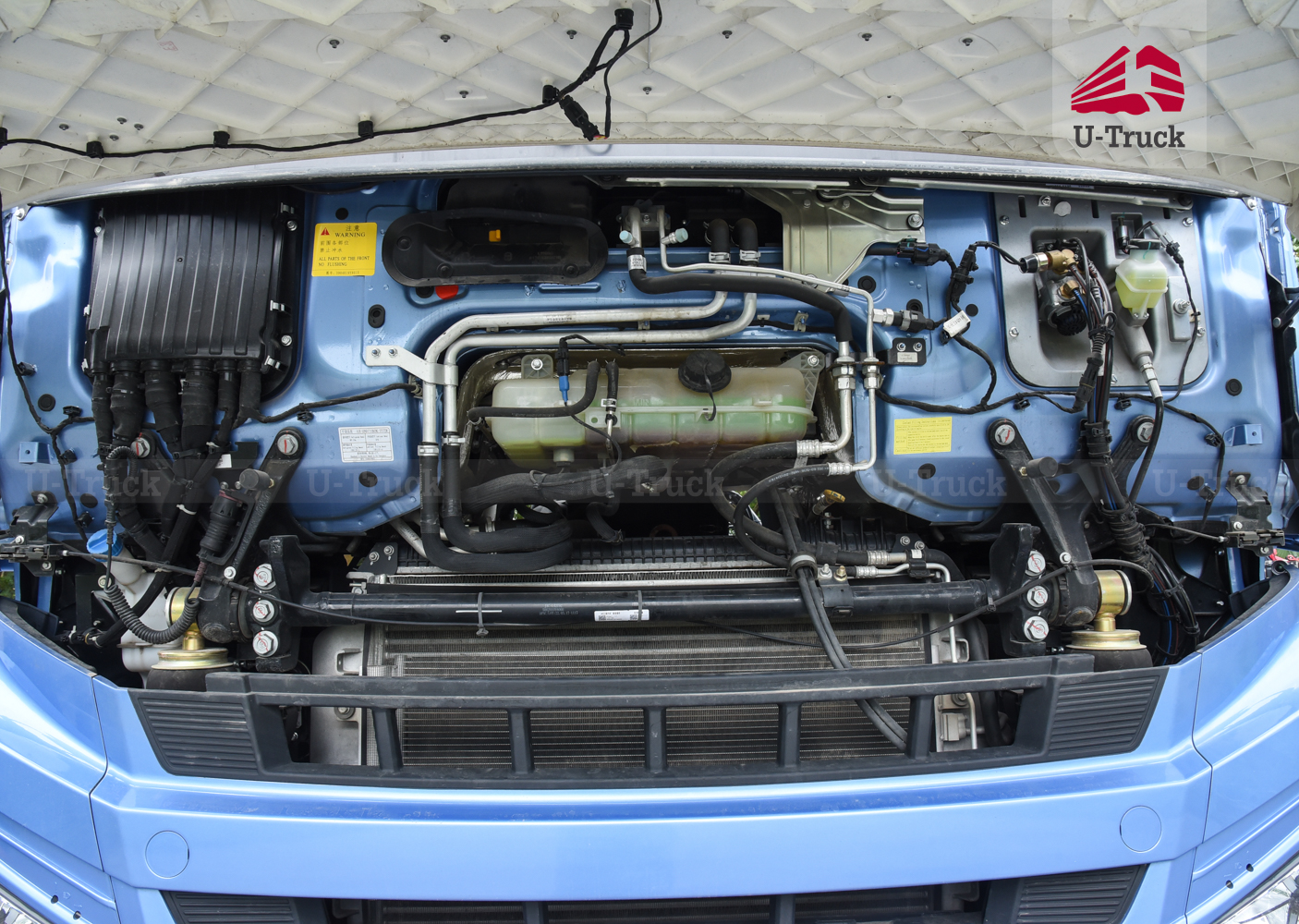 Xe đầu kéo JAC Q7 420 cầu dầu