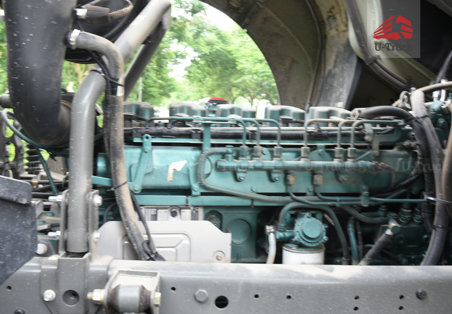 Xe ben HOWO V7G 8×4 thùng đúc