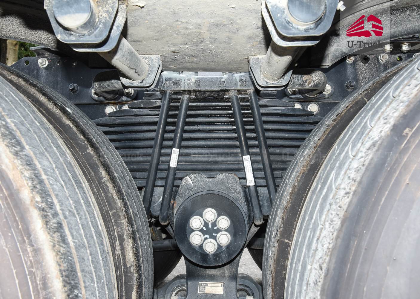 Xe đầu kéo JAC Q7 480 cầu láp số tự động