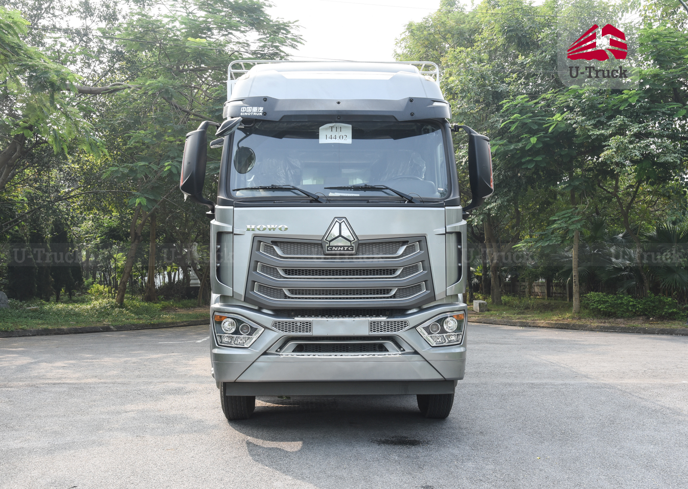 Xe chở gia súc HOWO NX 8×4 9m6