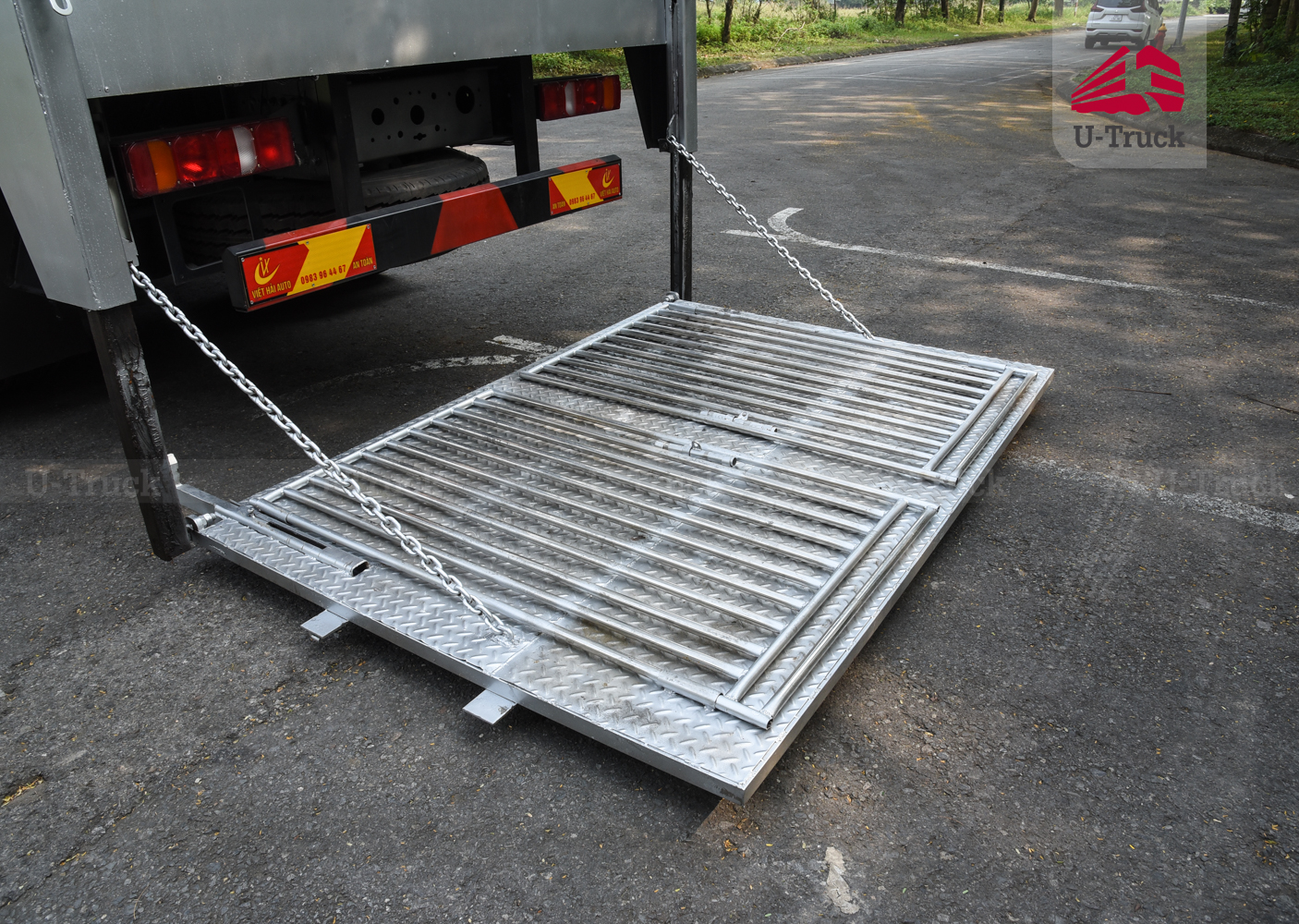 Xe chở gia súc HOWO NX 8×4 9m6