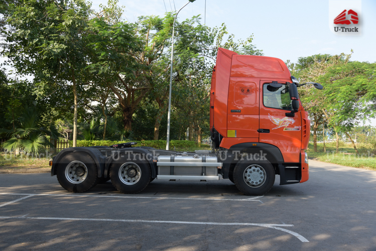 Xe chở gia súc HOWO NX 8×4 9m6