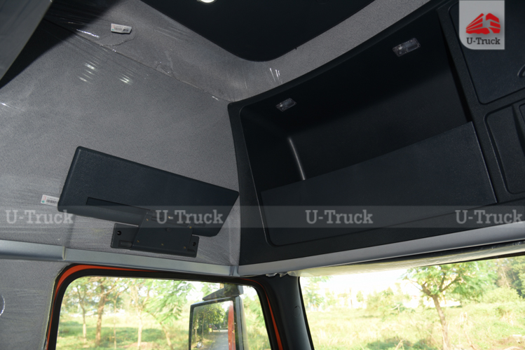 Xe chở gia súc HOWO NX 8×4 9m6