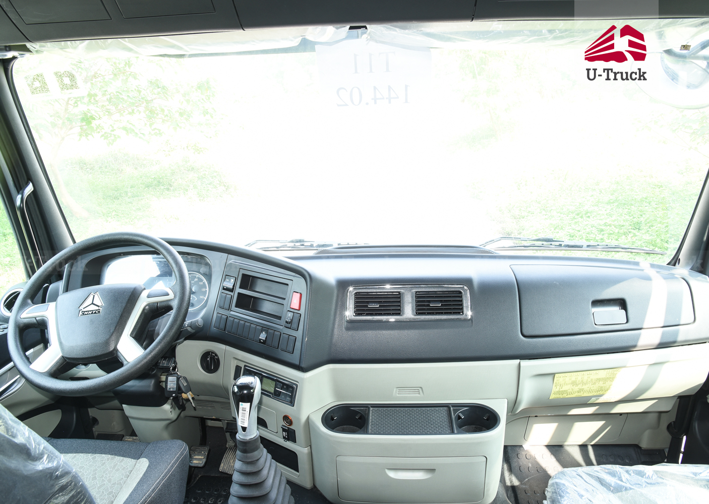 Xe chở gia súc HOWO NX 8×4 9m6