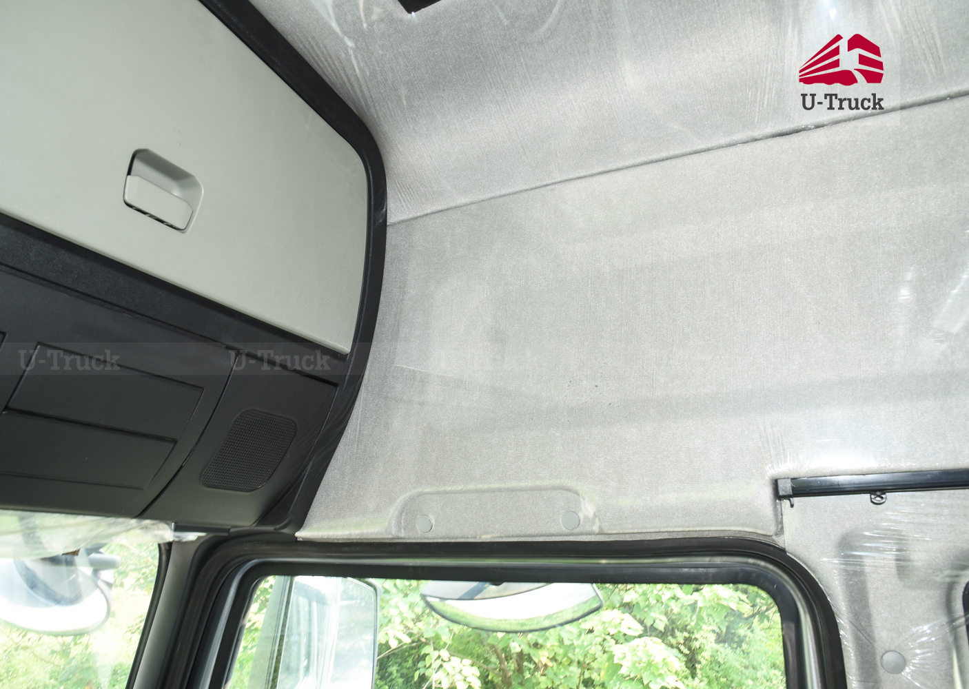 Xe chở gia súc HOWO NX 8×4 9m6