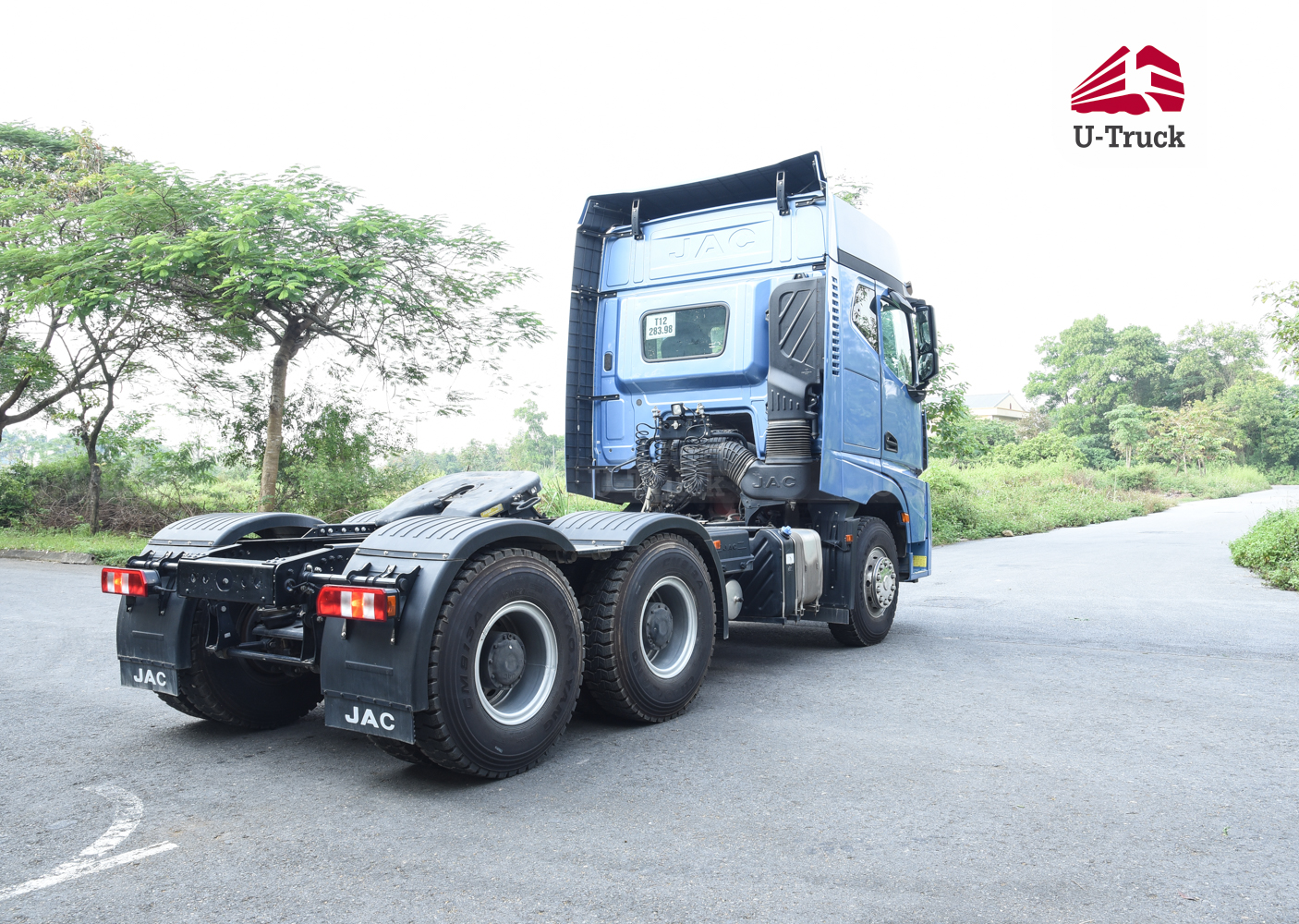 Xe đầu kéo JAC Q7 480 cầu dầu