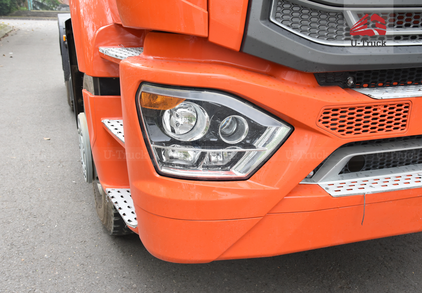 Xe đầu kéo HOWO NX 440 cầu dầu