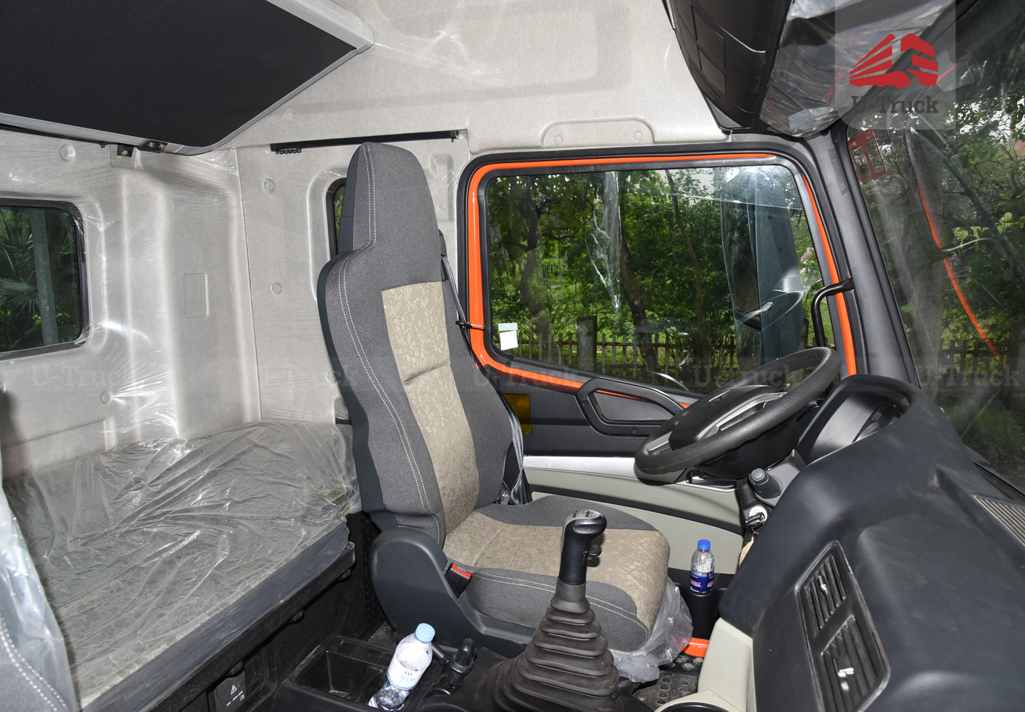 Xe đầu kéo HOWO NX 440 cầu láp