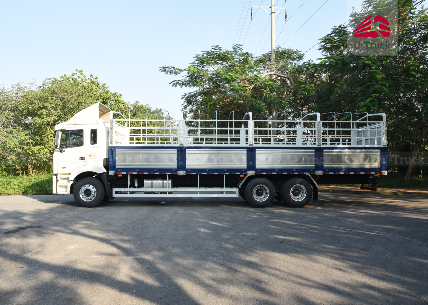 JAC A5 6×4 Cargo Truck – Tarpaulin Frame 9.9M (Imported)