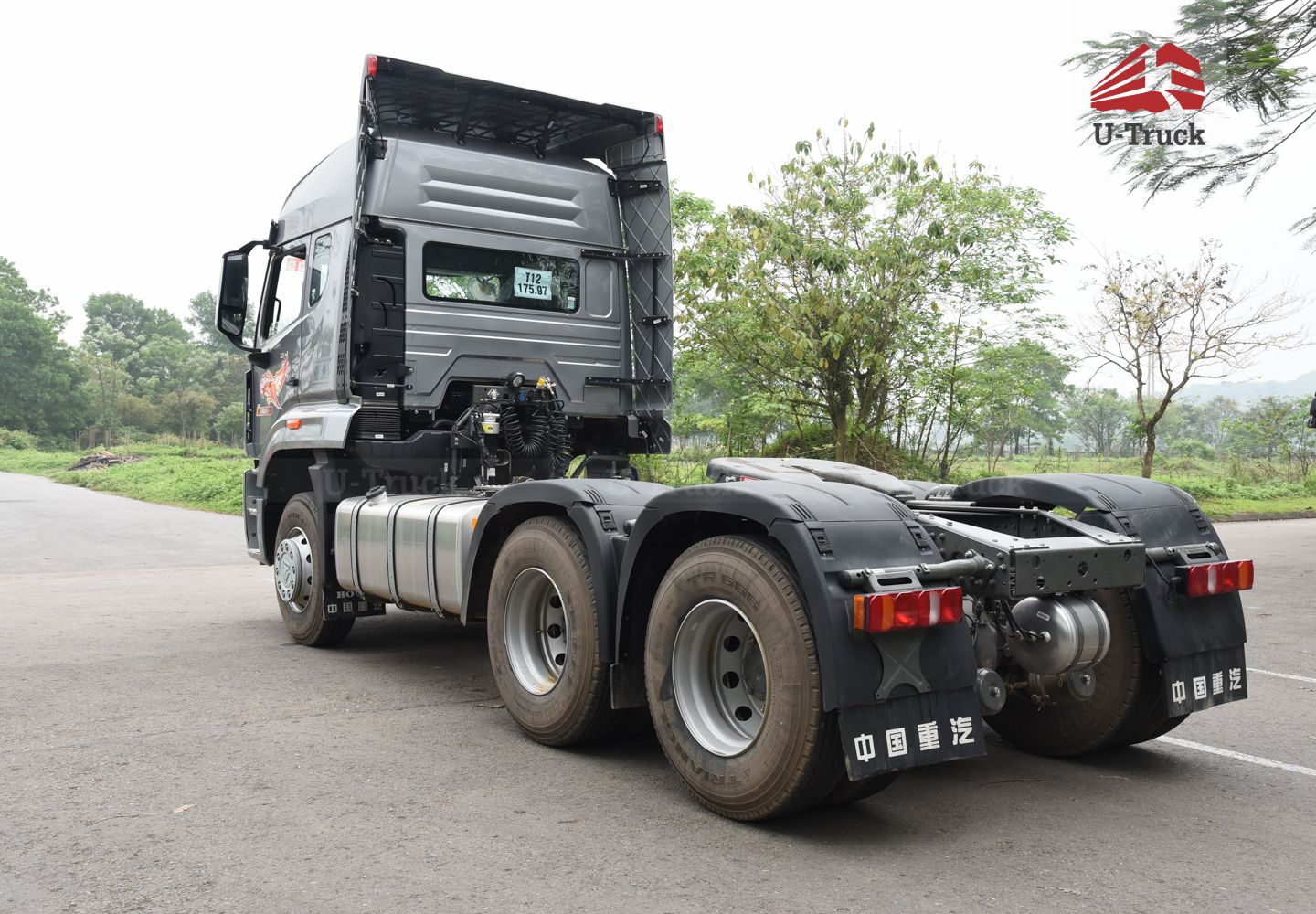 Xe đầu kéo HOWO NX 440 cầu láp