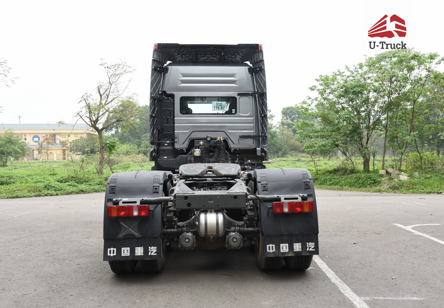 Xe đầu kéo HOWO NX 440 cầu láp