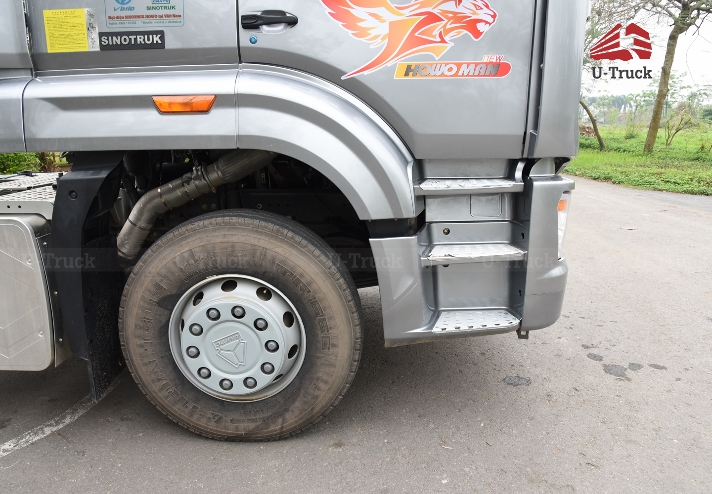Xe đầu kéo HOWO NX 440 cầu láp