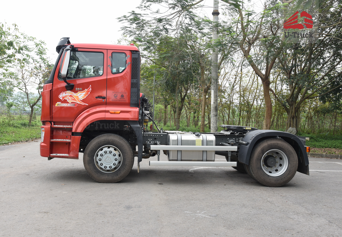 Xe đầu kéo HOWO NX 280 cầu láp