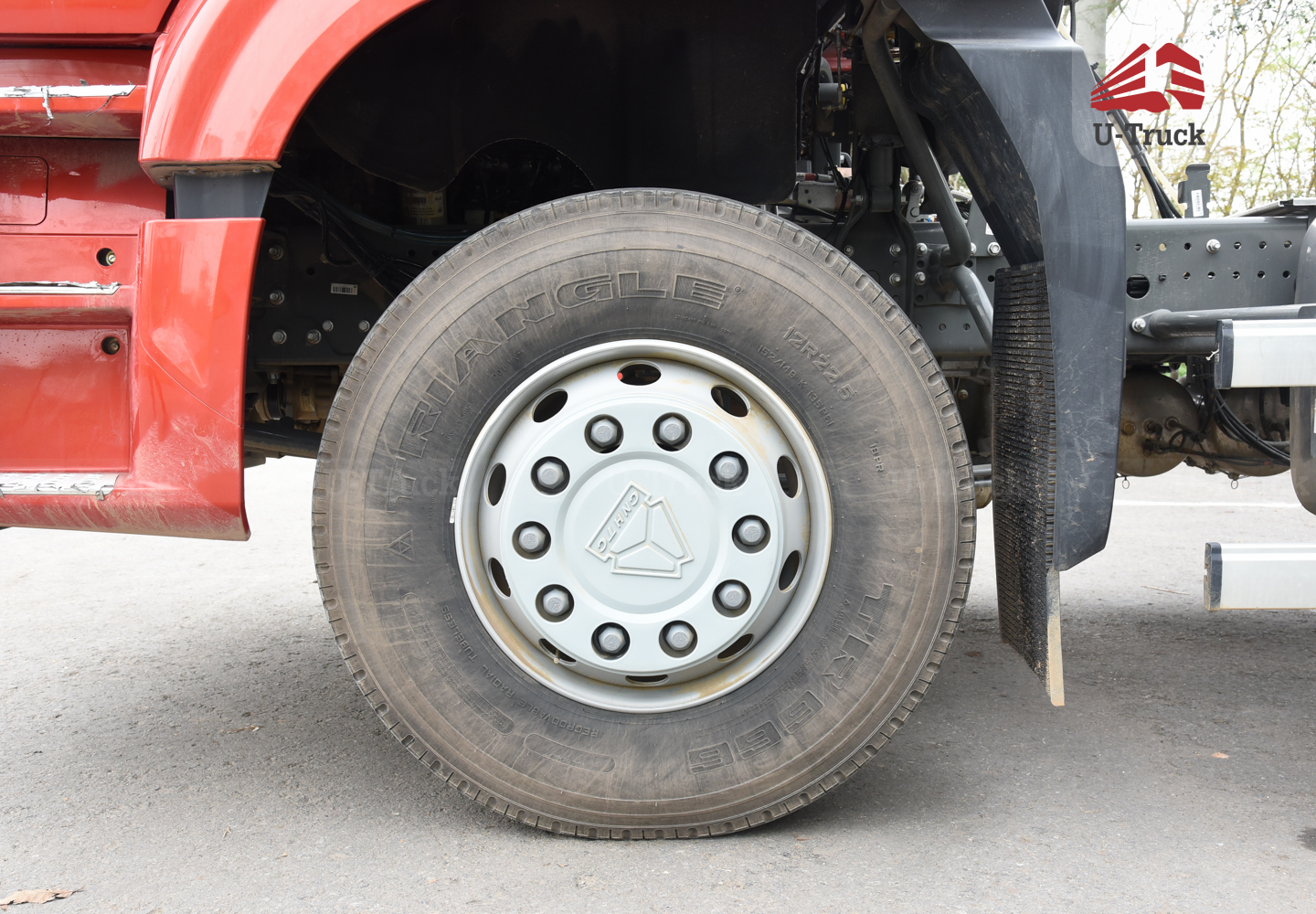 Xe đầu kéo HOWO NX 280 cầu láp