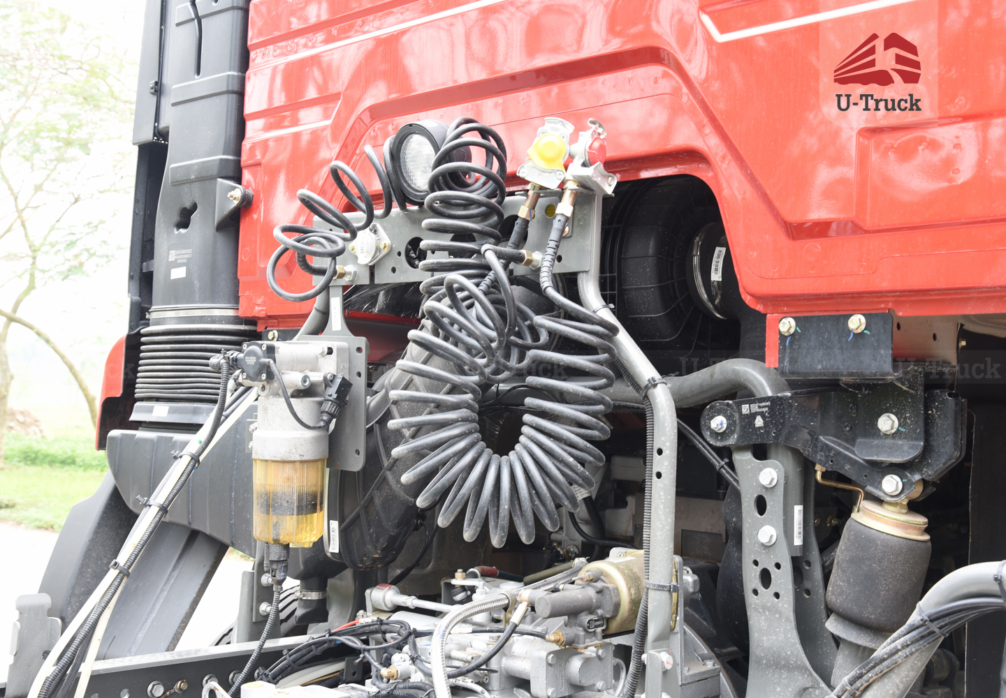 Xe đầu kéo HOWO NX 280 cầu láp